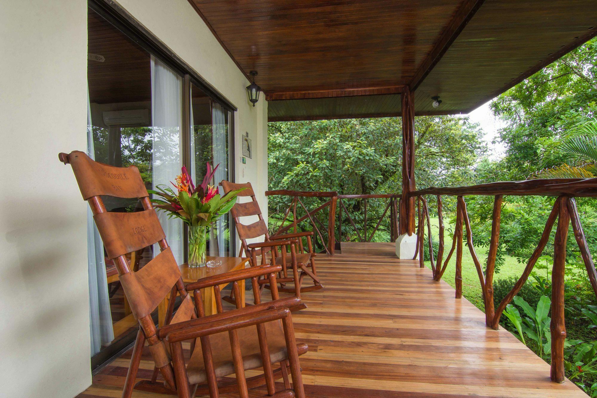 Crocodile Bay Resort Puerto Jiménez Екстериор снимка